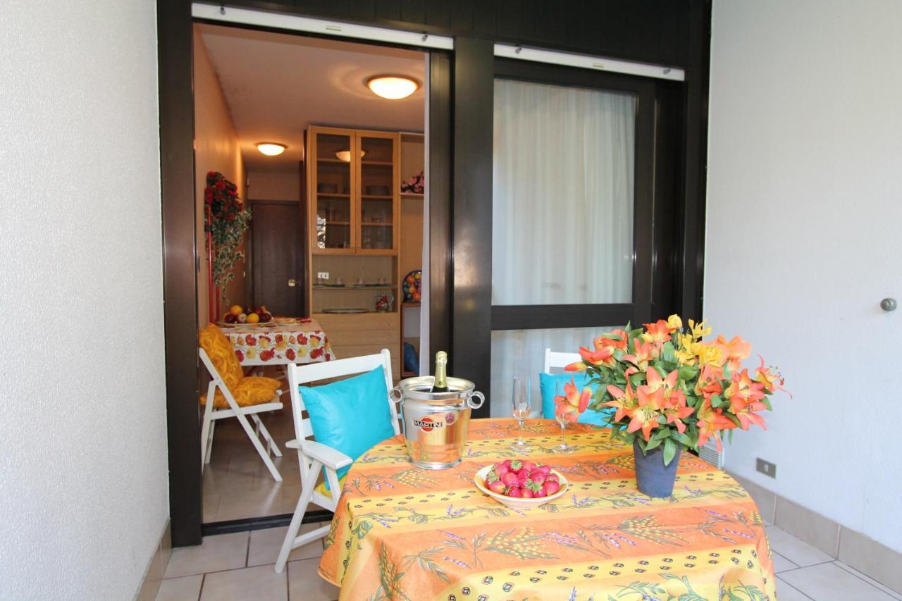 Studio Solarium Bibione Bagian luar foto